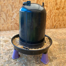 Поилка вакуумная Gaun ECO Recycled 5 л с ручкой на ножках